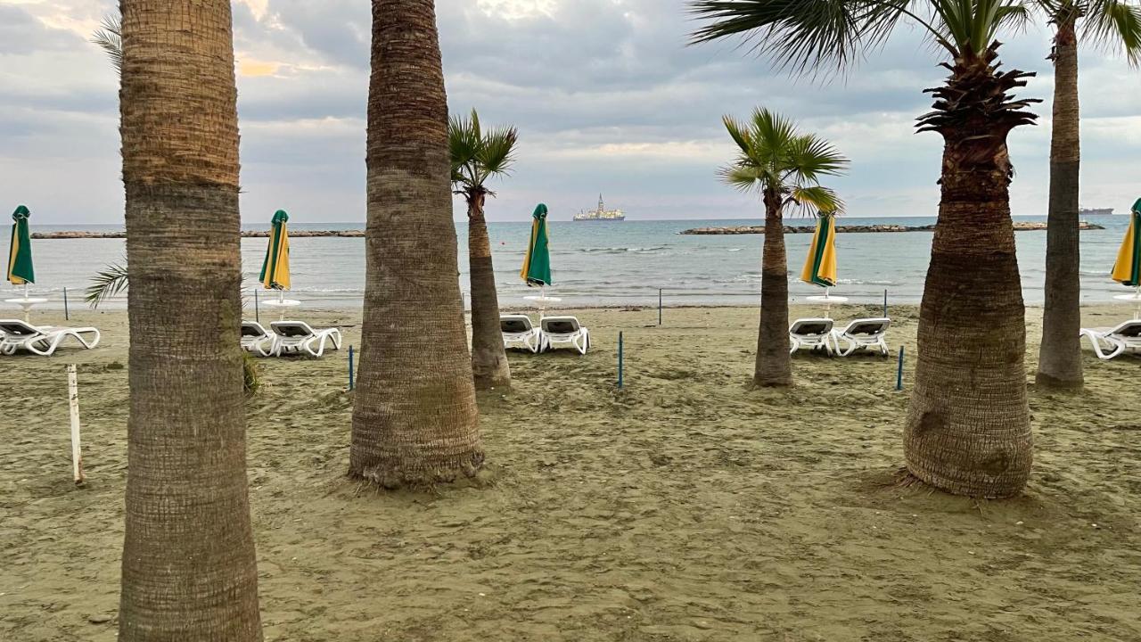 Beachfront Villa - Dasaki Larnaca Zewnętrze zdjęcie
